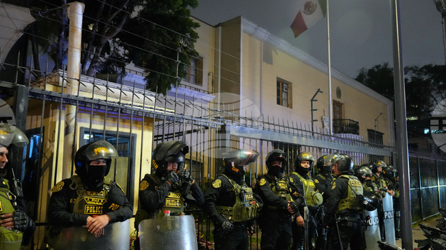 Бразилия поема дипломатическото представителство на Мексико в Перу след разрив заради убежище за бивш премиер