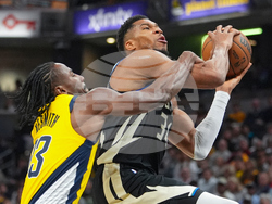 Bucks Pacers Basketball