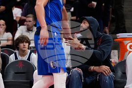 Mavericks Rockets Basketball