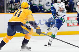 Canucks Predators Hockey