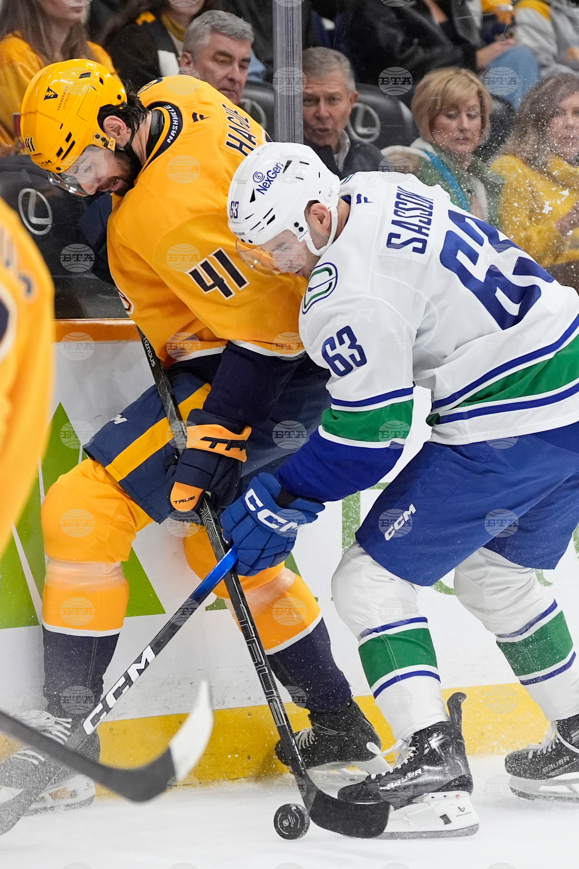 Canucks Predators Hockey