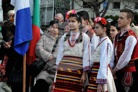 Бургас - Трети март - голямо празнично хоро