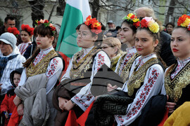 Бургас - Трети март - голямо празнично хоро