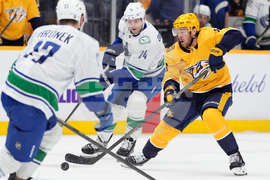 Canucks Predators Hockey