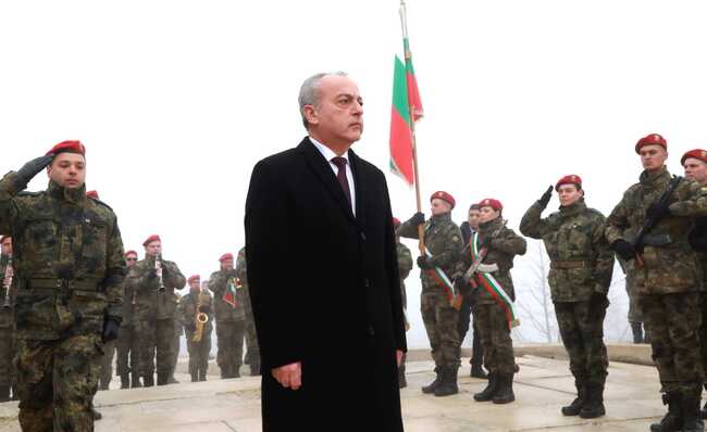 Приветствие на министър-председателя Гълъб Донев от връх Шипка