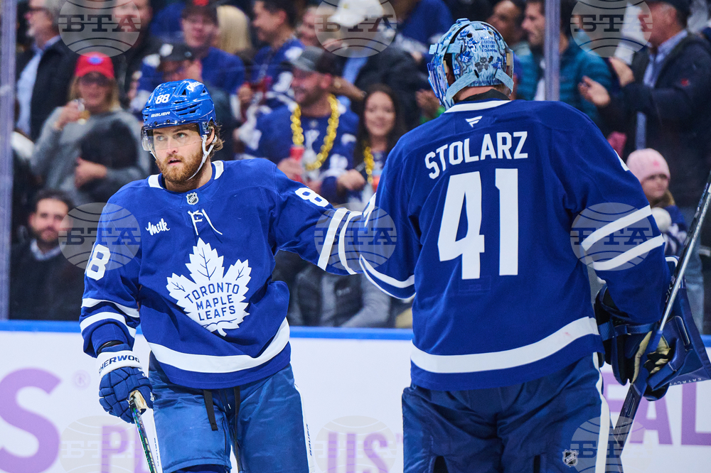 Penguins Maple Leafs Hockey