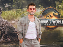 People Jonathan Bailey