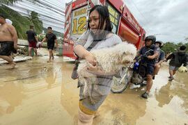 Philippines Extreme Weather Asia Typhoon