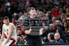 Lakers Trail Blazers Basketball