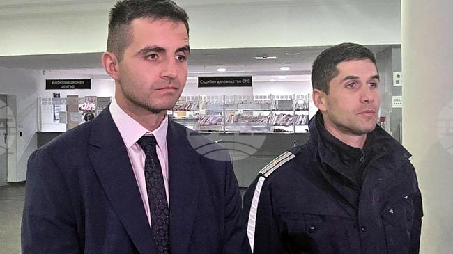 Повдигнати са две обвинения на мъжа, катастрофирал в шест паркирани коли в София, каза говорителят на Софийската районна прокуратура