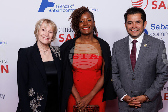 The Saban Community Clinic hosts their 49th Annual Dinner Gala