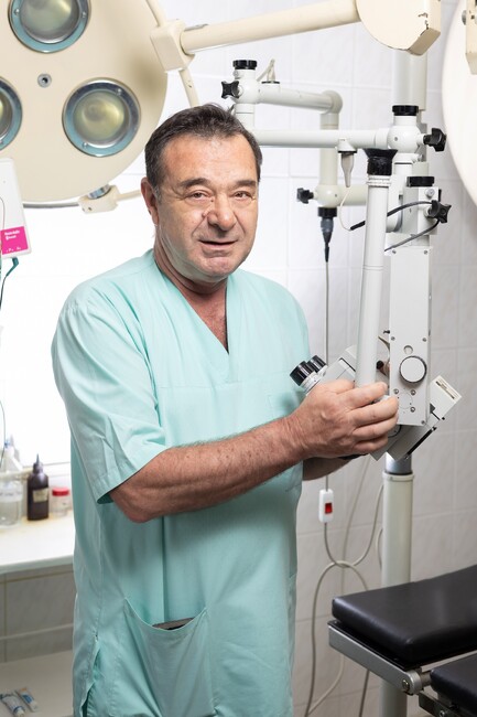 Двама лекари от МБАЛ Шумен са в топкласацията „Лекарите, на които вярваме“