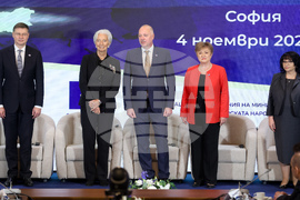 Конференция на високо равнище - "България на прага на еврозоната"