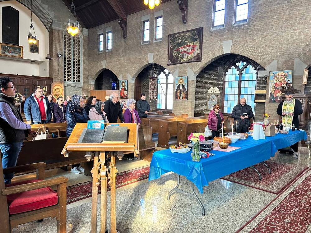 Българската общност в Чикаго отбеляза задушница в православната църква „Св. Иван Рилски“