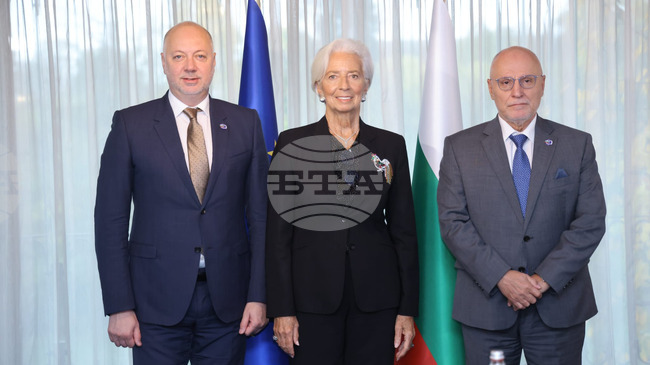 Присъединяването на страната към еврозоната е отговорност и привилегия, каза Росен Желязков на среща с президента на ЕЦБ Кристин Лагард