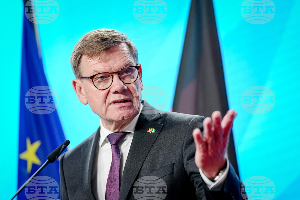 Самолетна повреда обърка пътуване на германския външен министър до Колумбия