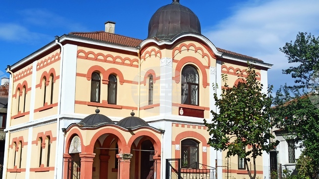 С празнична литургия в църквата "Успение Богородично" в Пазарджик ще започне честването на Богоявление