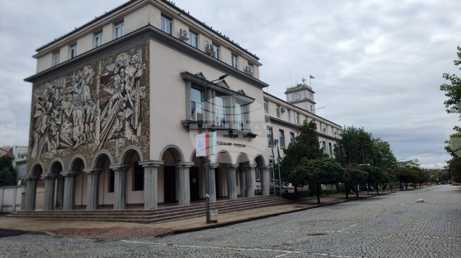 Жена е настанена в кърджалийската болница със счупена челюст след домашно насилие