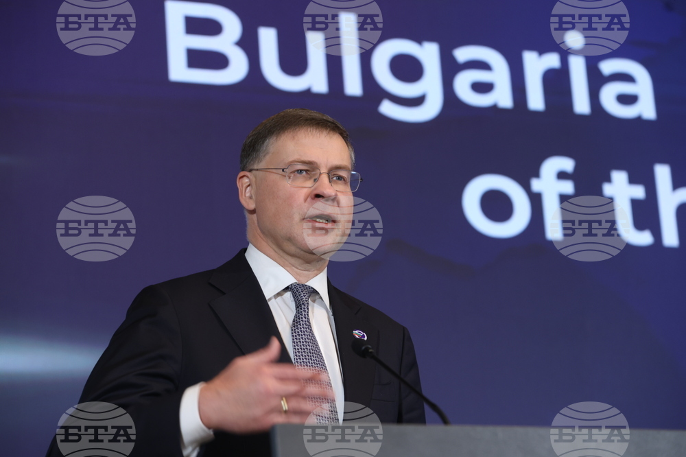 Валдис Домбровскис - пресконференция