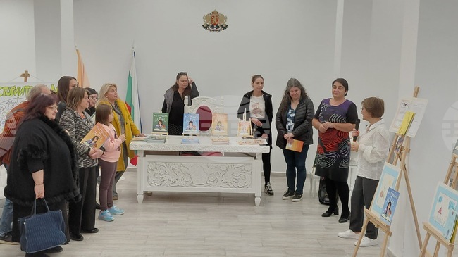 Деца и родители от Луковит създадоха книжки със свои истории по проект