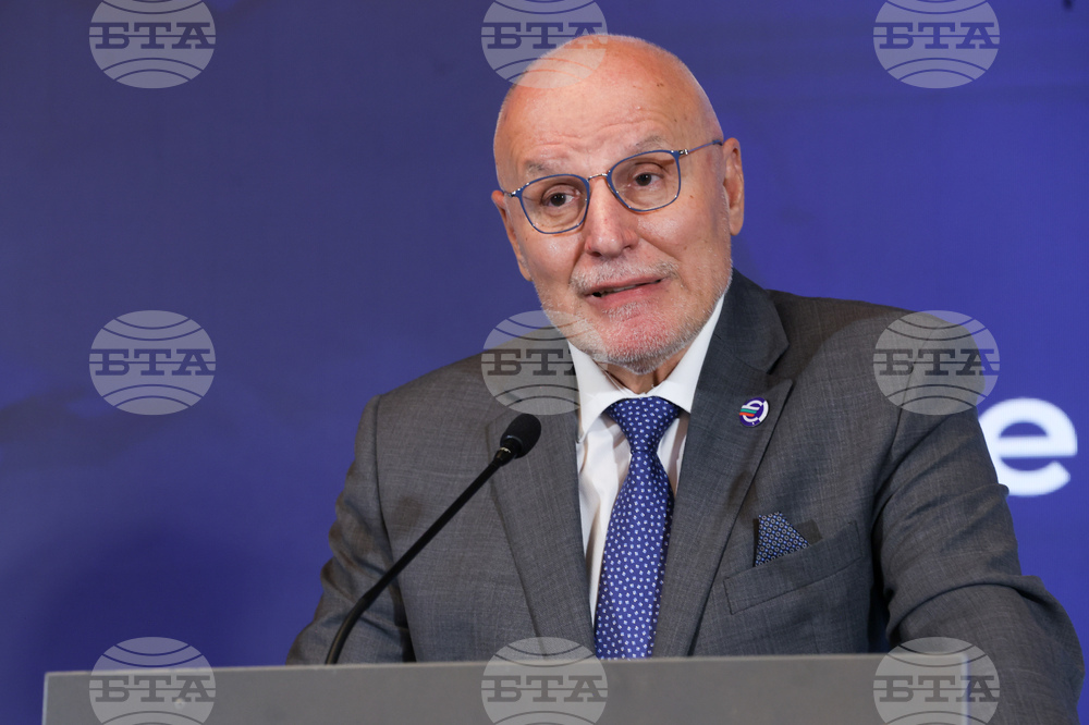 BNB Governor Assures Bulgarian People that Banks Are Fully Prepared for Currency Conversion