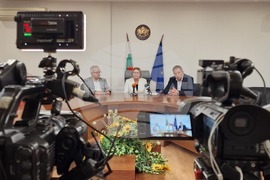 Пловдив - Областна управа - семинар - космически технологии