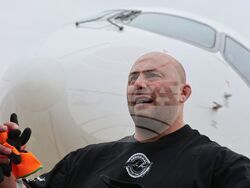 Летище „Васил Левски“ - опит за изтегляне на най-новия самолет - Airbus A220-300