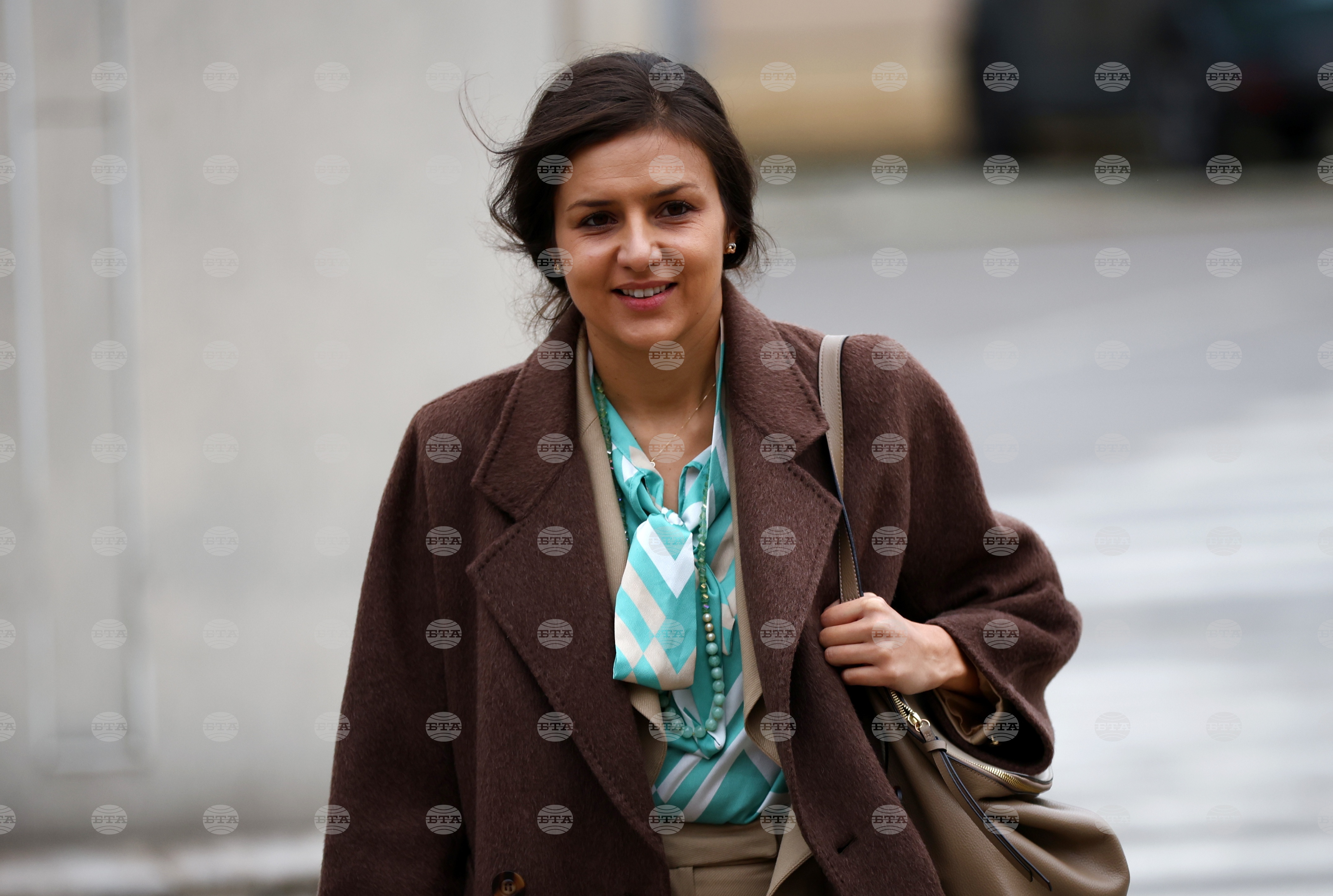 Ще поискам прекратяване на разследването срещу общинския съветник от Варна Николай Стефанов, каза адвокат Диляна Агова