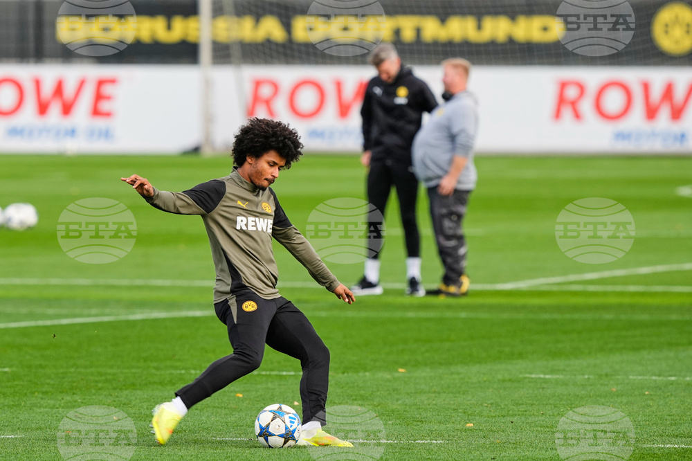 Манчестър Юнайтед има интерес към нападателя на Борусия (Дортмунд) Карим Адейеми