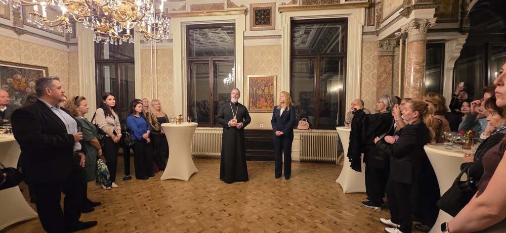 Денят на народните будители бе отбелязан с прием в Посолството на България във Виена