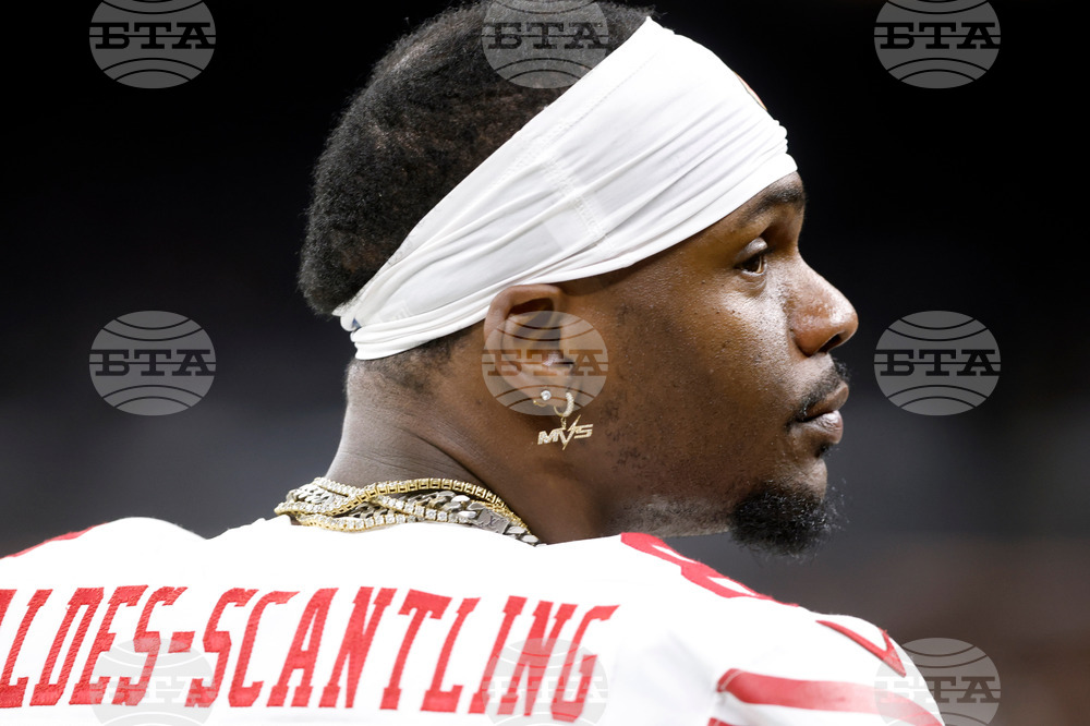 Steelers Valdes Scantling Football