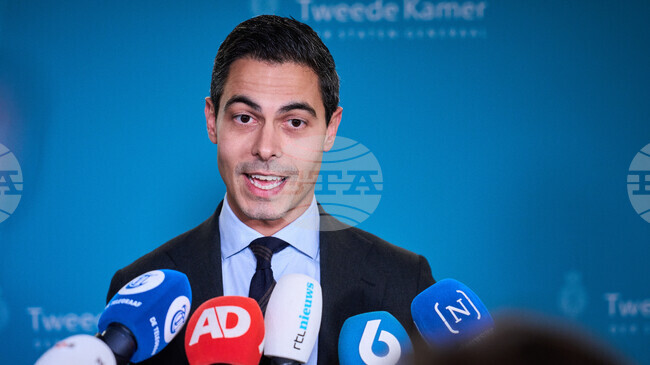 Победителят на изборите в Нидерландия - центристът Роб Йетен - започна преговори за коалиция, Герт Вилдерс призна поражението си