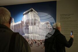 „Квадрат 500“ - изложба „Кристо и Жан-Клод. Опакованият Райхстаг, Берлин (1971–1995)”