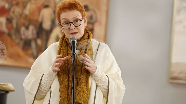 Музеят на Петя Дубарова е пример как интересът на хората предшества институционалната литературна памет, каза за БТА в Бургас Добрина Топалова