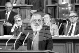 Асен Севарски - писател, журналист и политик