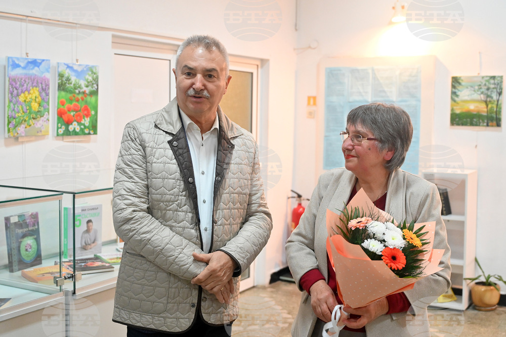 Монтана - Живка Младенова - изложба