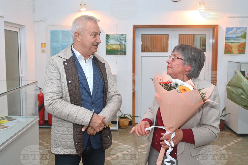 Монтана - Живка Младенова - изложба