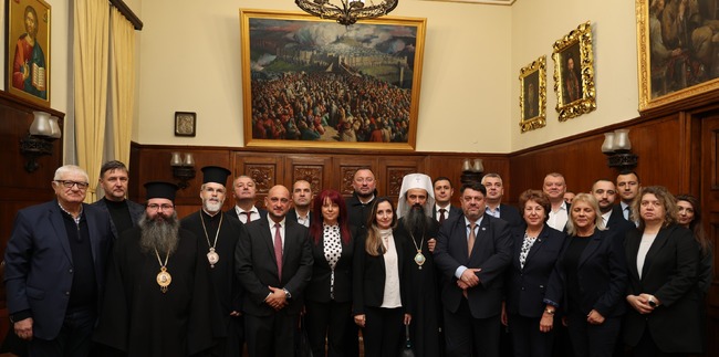 Среща на патриарх Даниил с парламентарната група на "БСП - Обединена левица" се състоя в Синодалната палата