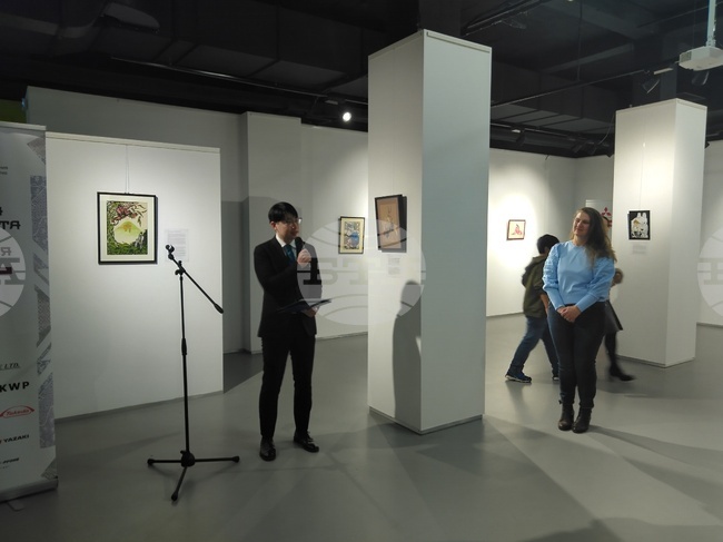 Митовете и легендите са много важна част от живота, каза Ивайла Златкова от сдружение "Накама" на откриването на кири-е изложба в София