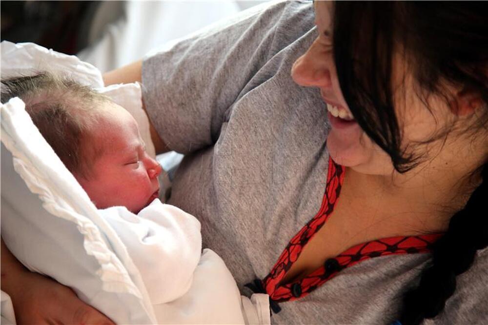 ХИНА: Хърватия отчита 1% ръст на раждаемостта през последните четири месеца