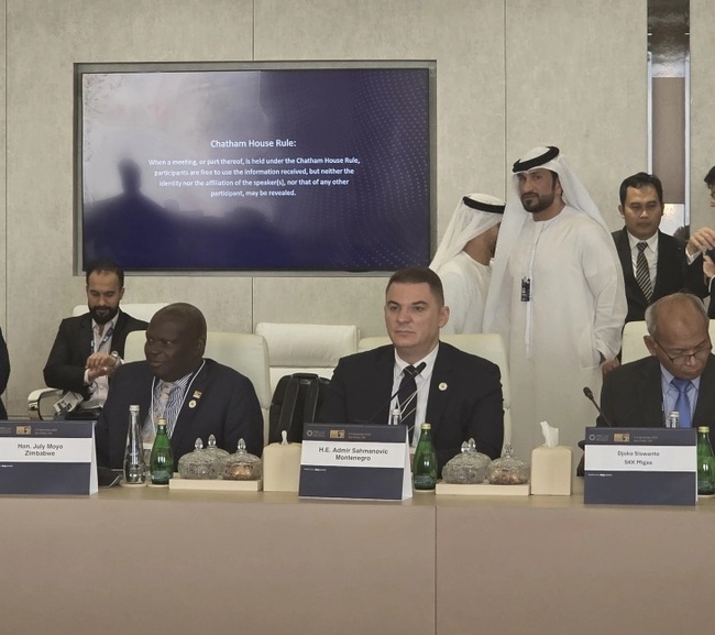 МИНА: Черна гора е отворена за стратегически партньорства в енергийния сектор, каза енергийният министър Адмир Шахманович в Абу Даби