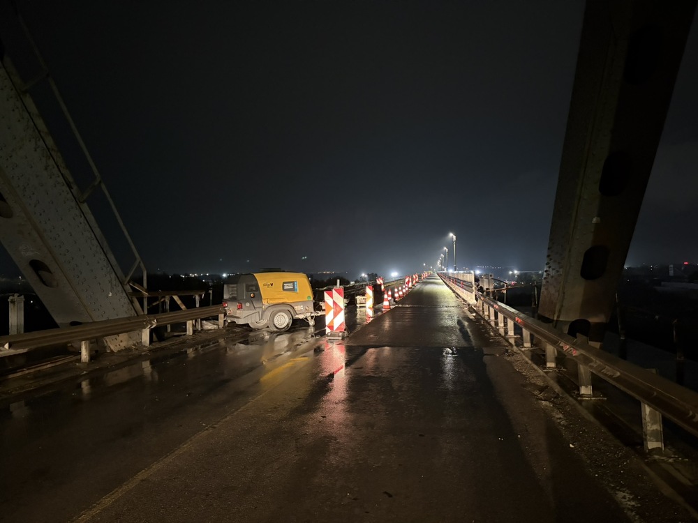 Отвориха Дунав мост за леки коли