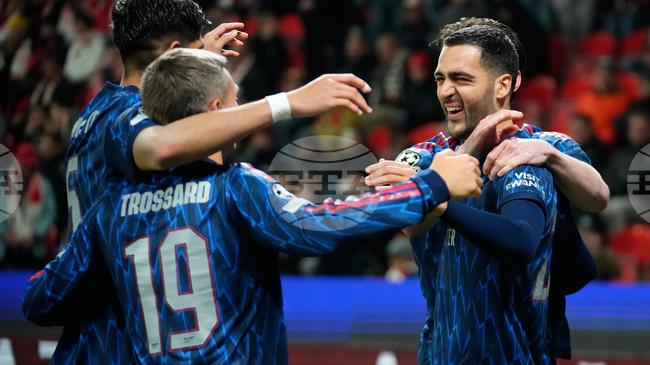 Английските клубове са в позиция да превземат Шампионската лига по футбол през настоящия сезон