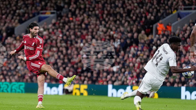 Манчестър Сити и Реал Мадрид се интересуват от Собослай