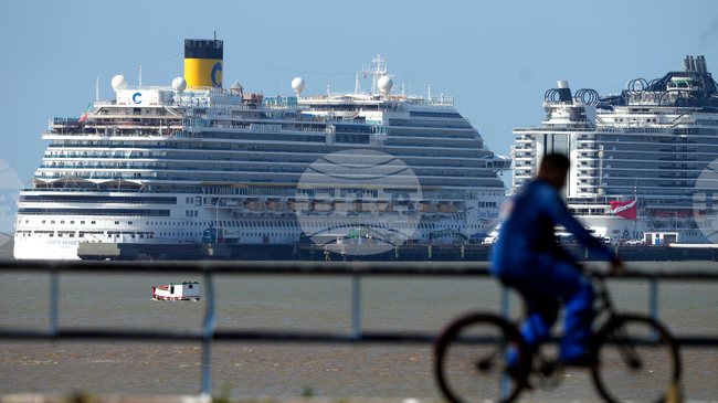 Делегати за КОП 30 започнаха да се настаняват в 2 круизни кораба поради недостиг на хотелски стаи в Белем