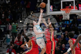 Hornets Pelicans Basketball