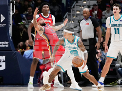 Hornets Pelicans Basketball