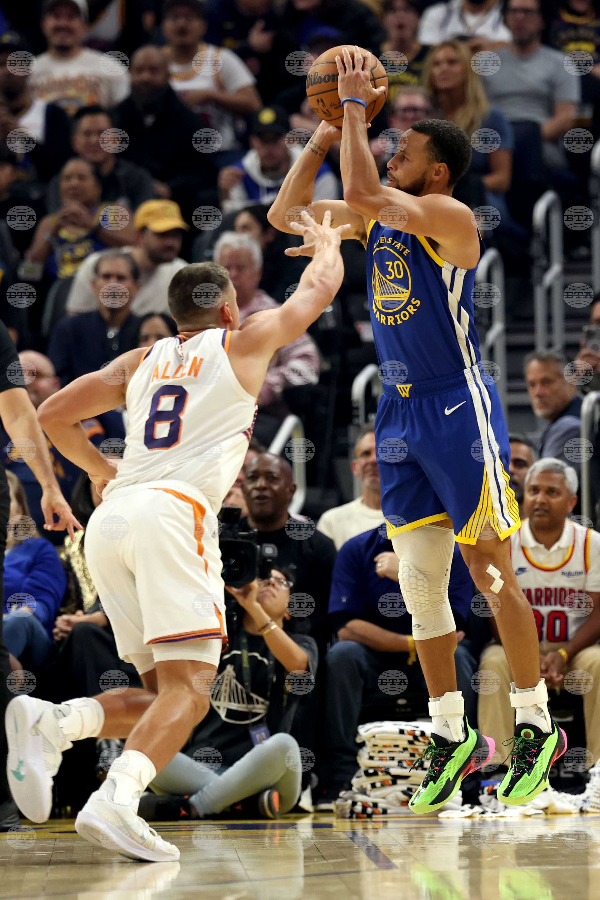 Suns Warriors Basketball