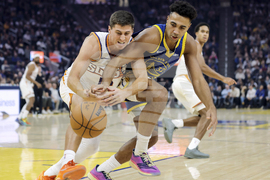 Suns Warriors Basketball