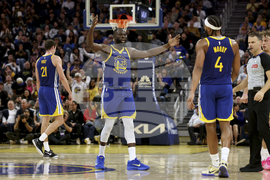 Suns Warriors Basketball